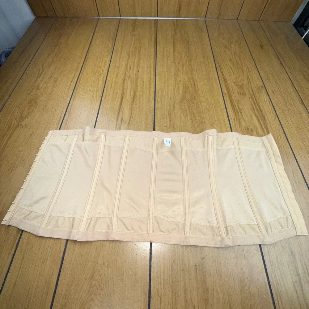 Maidenform waist nipper